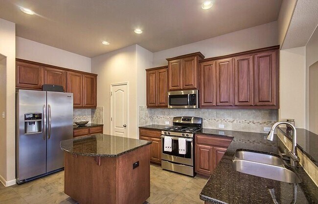 Building Photo - 207 Yukon Cove