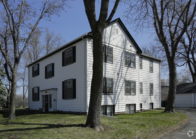 Building Photo - 3757 Kipling Ave