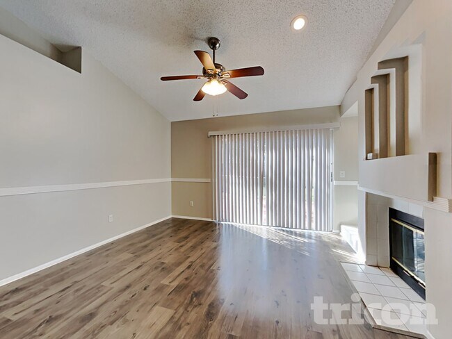 Foto del edificio - 1005 Cutoff Branch Ct