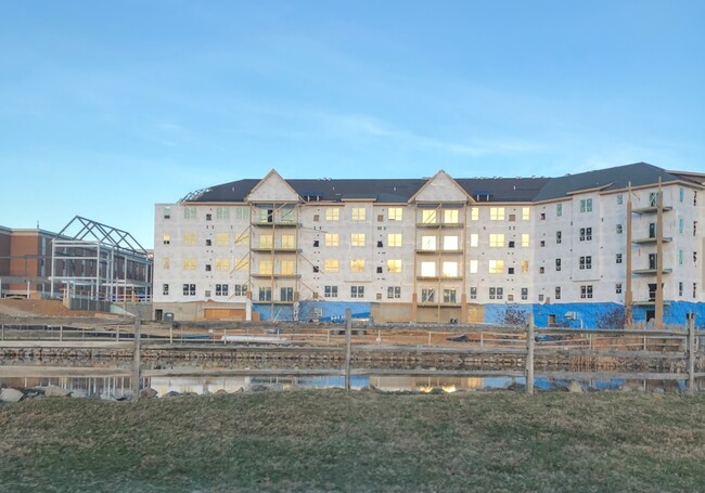 Building Photo - The Villas