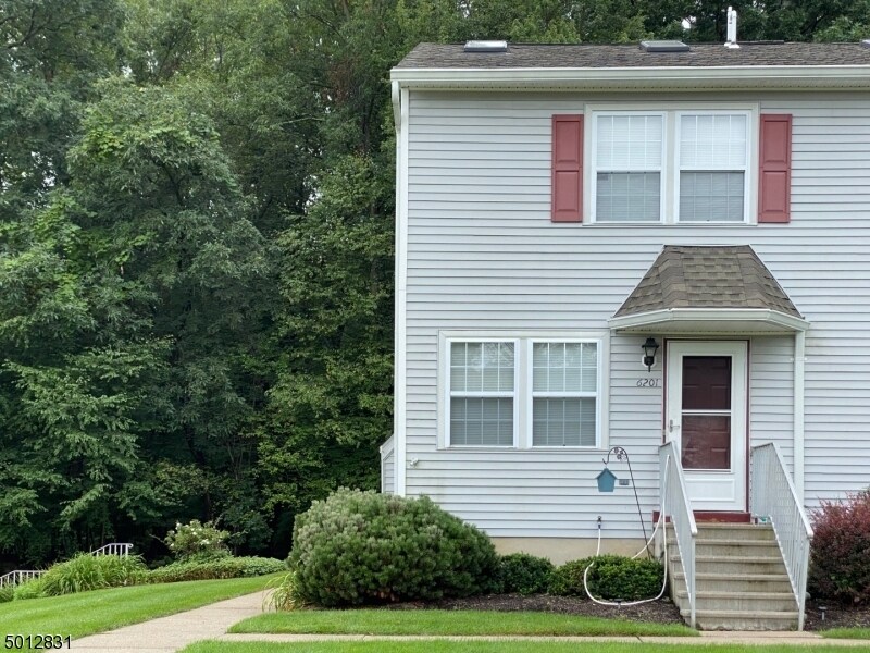 Primary Photo - 6201 Belmont Dr