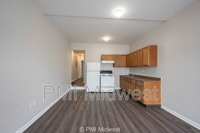 Foto del edificio - 3014 W 10th St