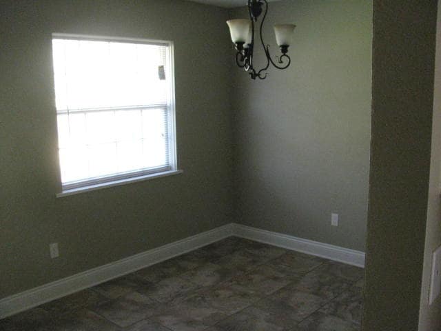 Foto del edificio - 709 Bon Ami St