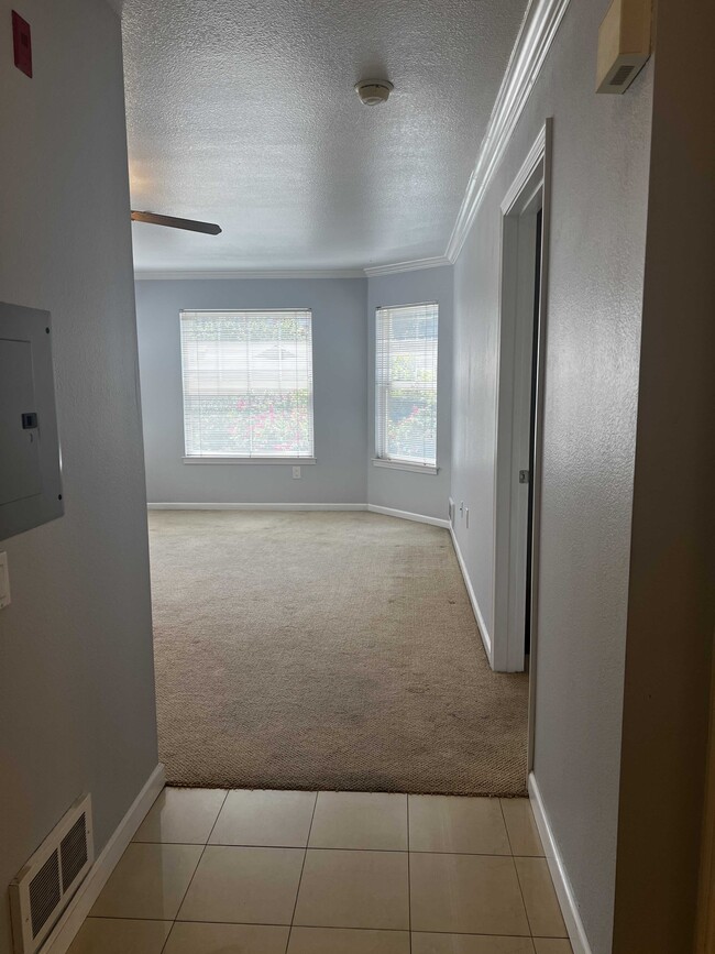 Photo - 555 10th St Apartment