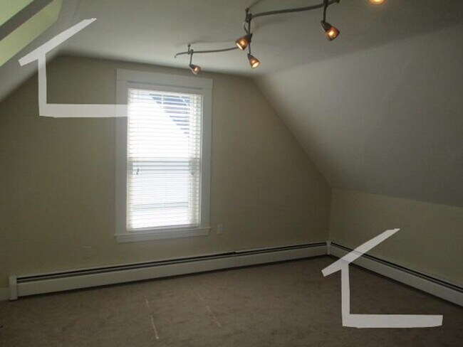 Foto del edificio - 92 Surrey St #91 Boston MA 02135