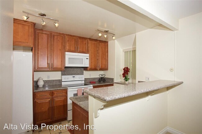 Foto del edificio - 2 br, 2 bath House - 8636 Via Mallorca Unit A