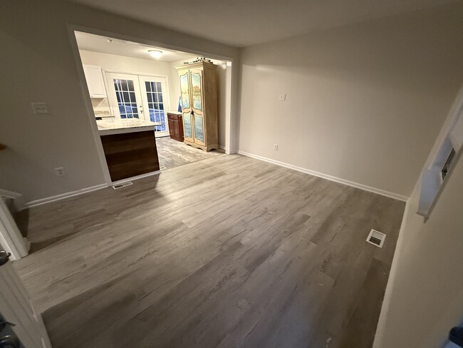Building Photo - 1127 Mermaid Dr