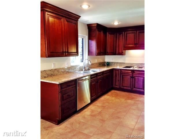 Building Photo - 7146 Pebble Park Dr