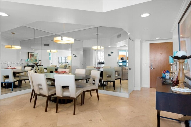 Foto del edificio - 21055 Yacht Club Dr