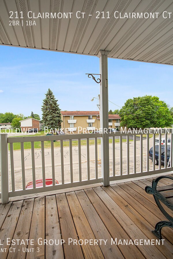 Foto del edificio - 211 Clairmont Ct