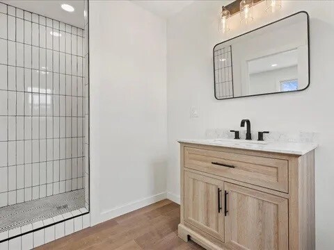 Foto del edificio - 3304 W Alvina Ave