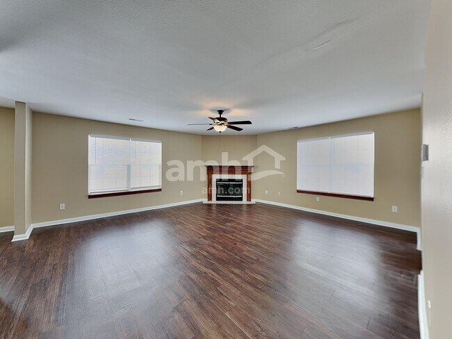 Building Photo - 977 Dorothy Dr