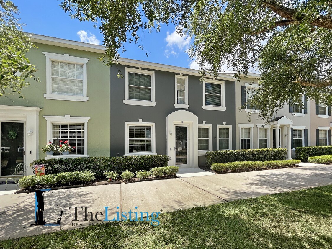 13045 Center Square Dr, Orlando, FL 32828 Townhome Rentals in Orlando