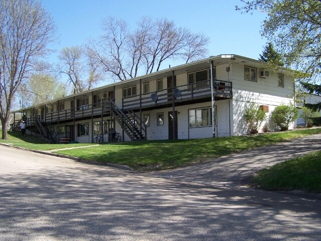 Primary Photo - 725 John St