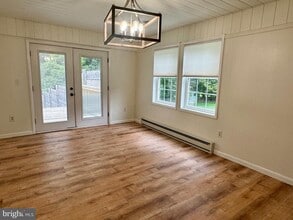 Building Photo - 1380 Sand Hill Rd