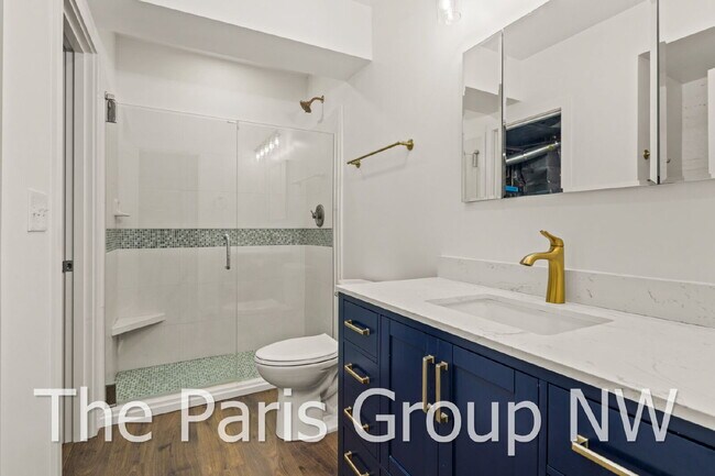 Building Photo - Delightful Magnolia 4br Remodel * Walkable Salmon Bay Location, Central Yet Quiet