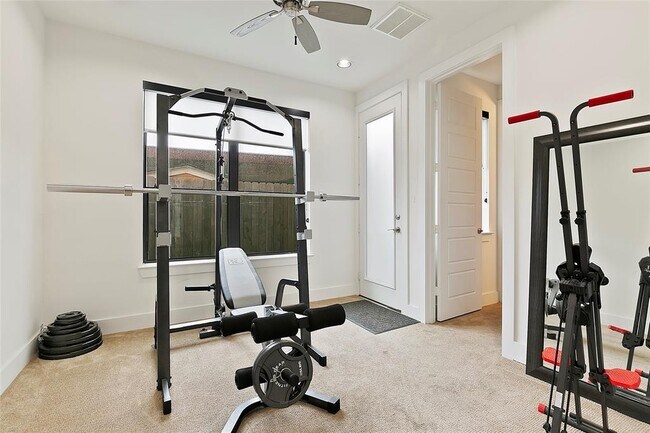 Foto del edificio - 5125 Elysian St