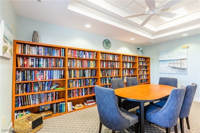 Foto del edificio - 14151 Fall Creek Ct