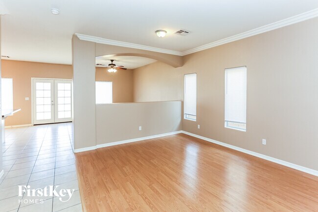 Building Photo - 3220 W La Madre Way