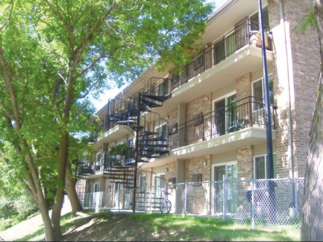 Primary Photo - Falls View Apartments