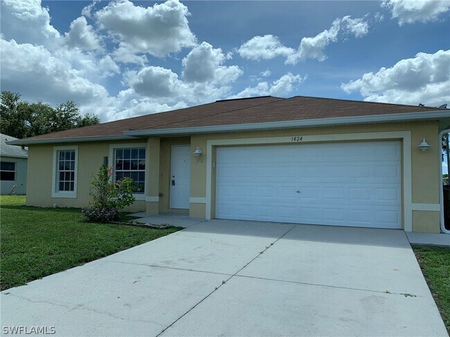 Foto del edificio - 1424 NE 13th Pl