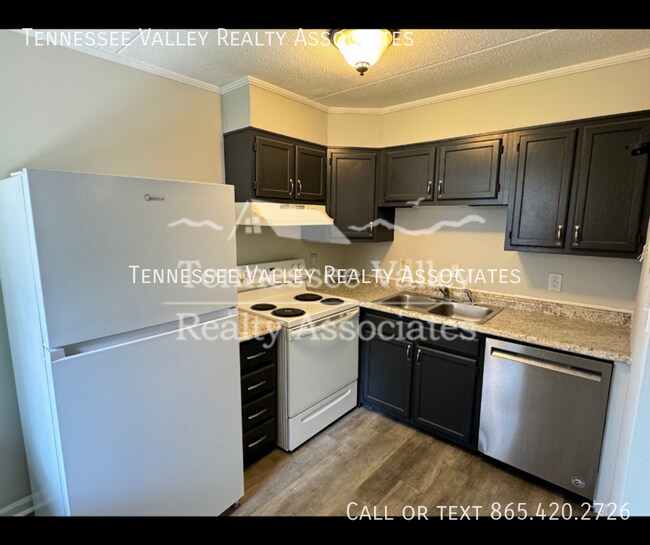 Foto del edificio - 2718 Painter Ave SW