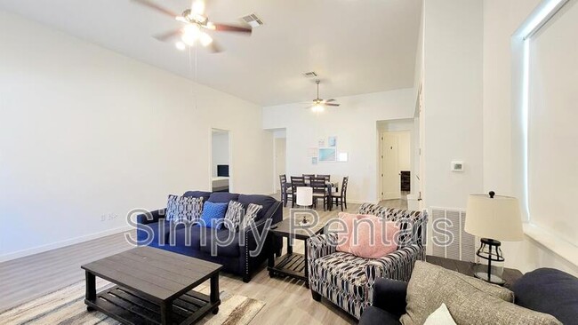 Foto del edificio - 1709 Sycamore St