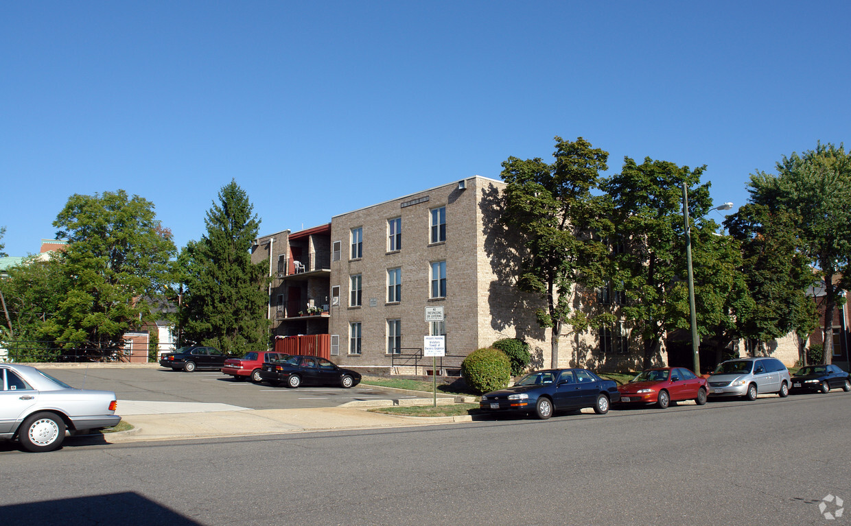 Foto principal - Pendleton Park Apartments