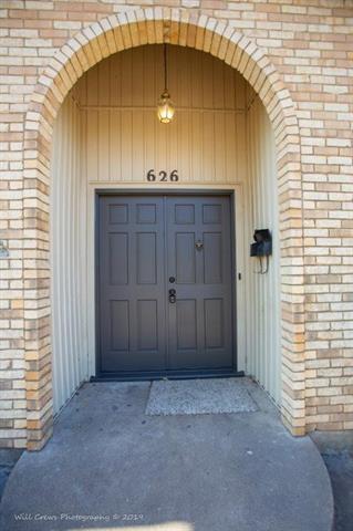 Foto del edificio - 626 Little Creek Dr
