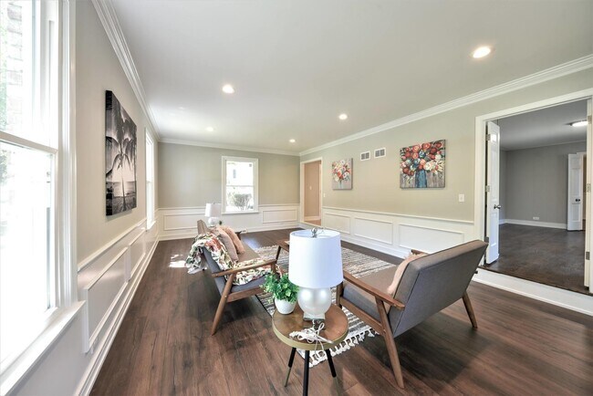 Building Photo - 20600 Arcadian Dr