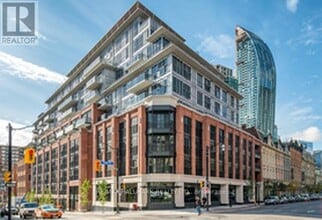 Building Photo - 55f Front St E