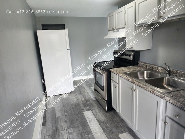 Building Photo - 540 Reed St