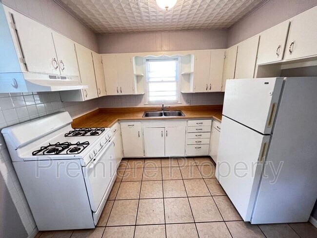 Foto del edificio - 1515 W Waldo Ave