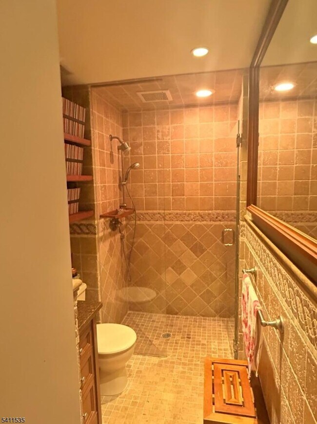 Foto del edificio - 2 Winter Park Dr