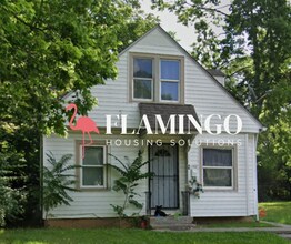 Building Photo - 706 Gramont Ave