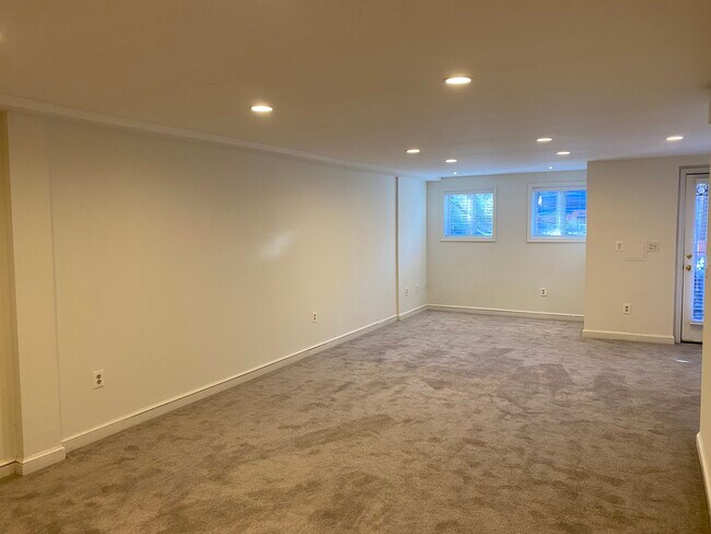 Foto del edificio - 314 5th St SE