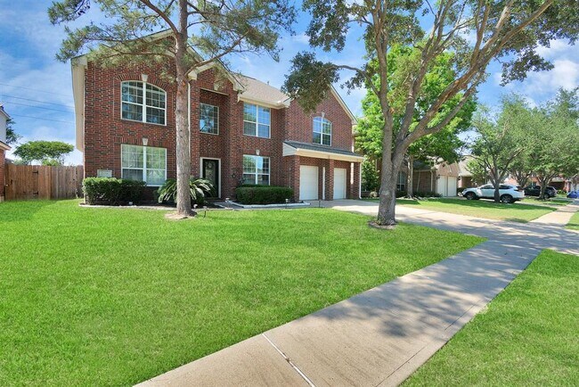 Foto del edificio - 25714 Shady Spruce Ln