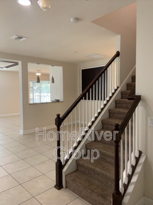 Foto del edificio - 10411 Flagstaff Falls Ave