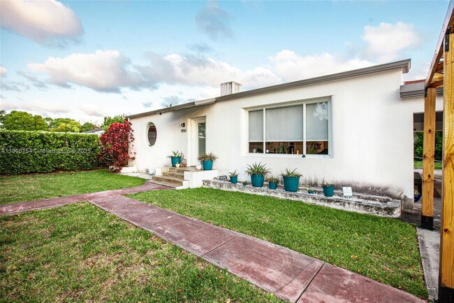 Photo - 1050 NW 46th St House