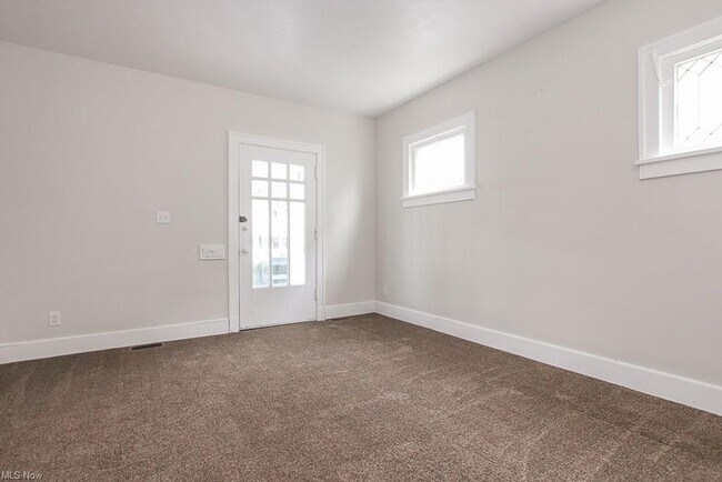 Building Photo - 1807 Wexford Ave