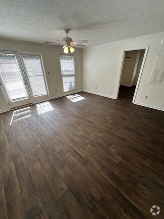 Building Photo - 3500 Ivy Commons Dr