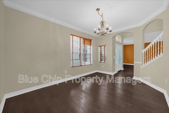 Building Photo - 5864 Lake Melrose Dr