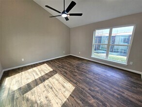 Building Photo - 10846 Kirktown Dr