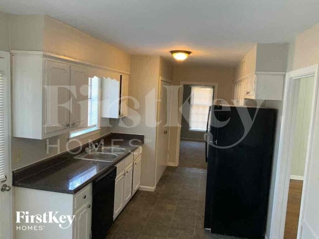 Building Photo - 5117 Scrivener Dr