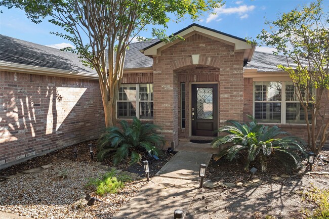 Building Photo - 2123 Enchanted Park Ln