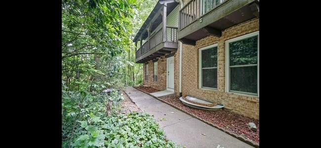 Building Photo - 7329 Cardigan Cir