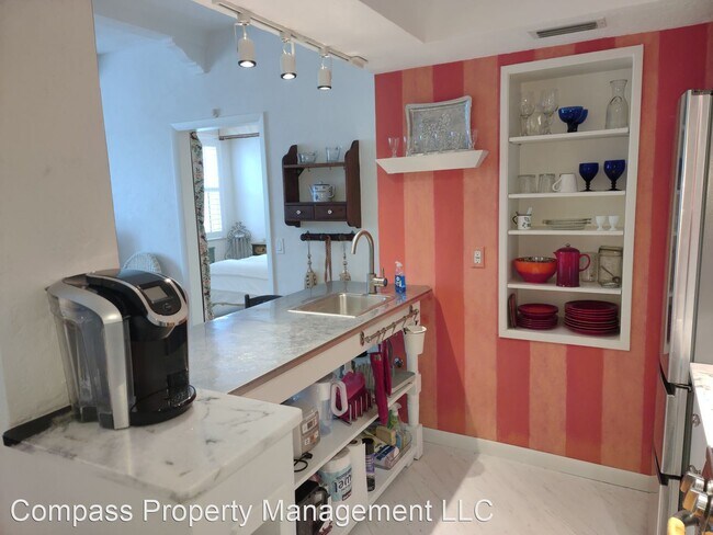 Foto del edificio - 1 br, 1 bath House - 238 W Tampa Ave. #212