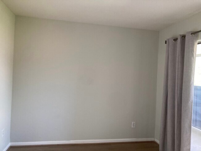Foto del edificio - 3075 Walnut Bend Ln