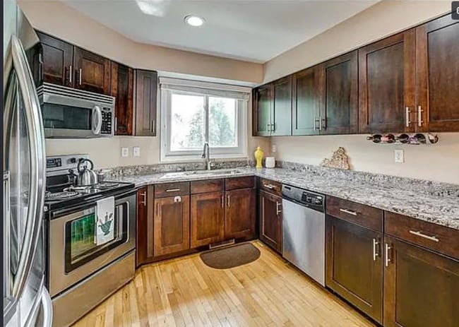 Foto del edificio - 1706 Sheldrake Ct