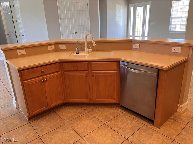 Foto del edificio - 1521 SW 22nd Pl